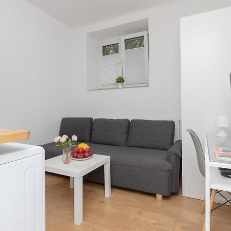 Micro Apartment Near Fort Mokotow Warsawa Bagian luar foto