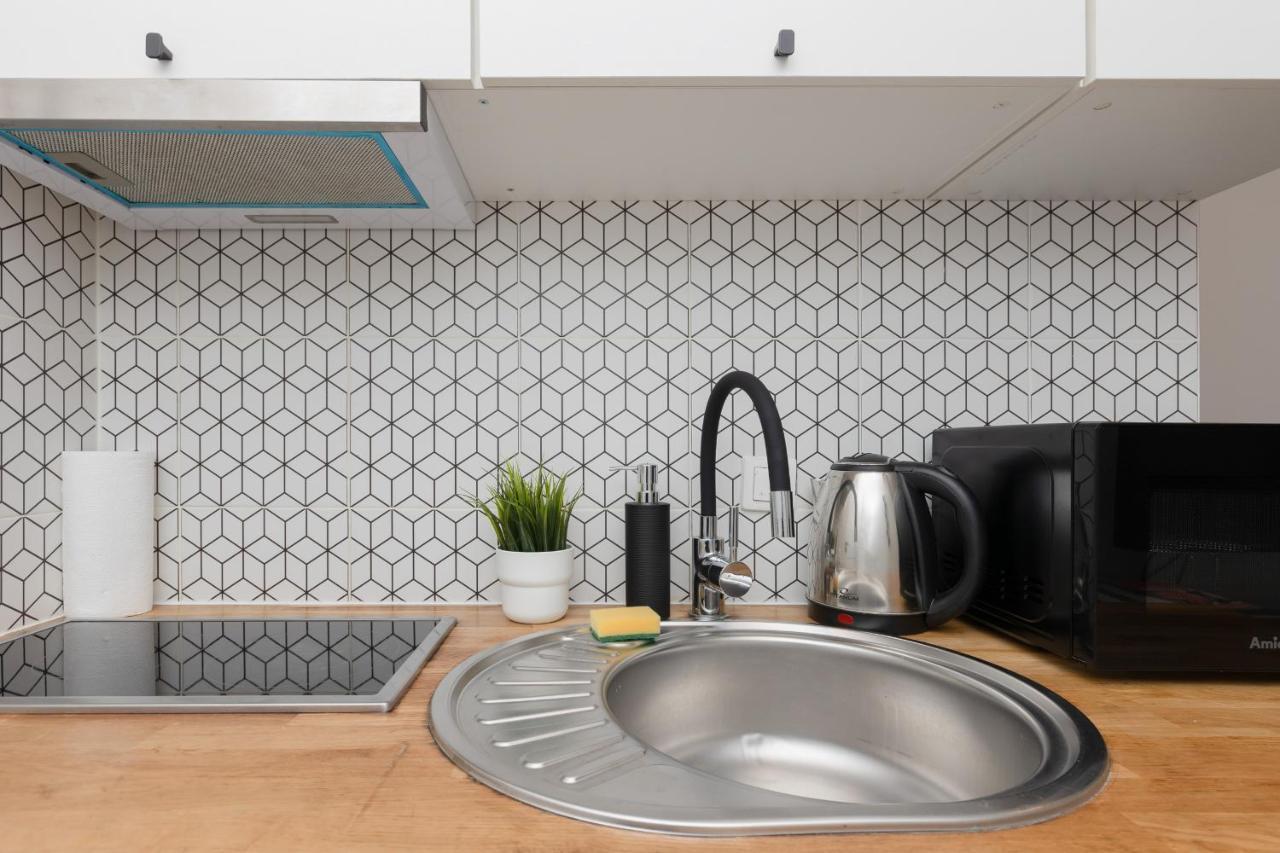 Micro Apartment Near Fort Mokotow By Noclegi Renters Warsawa Bagian luar foto