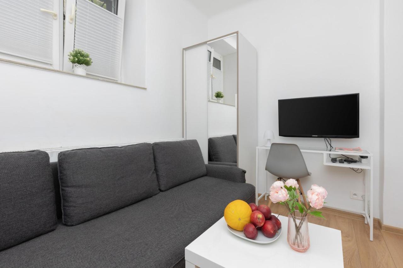 Micro Apartment Near Fort Mokotow Warsawa Bagian luar foto