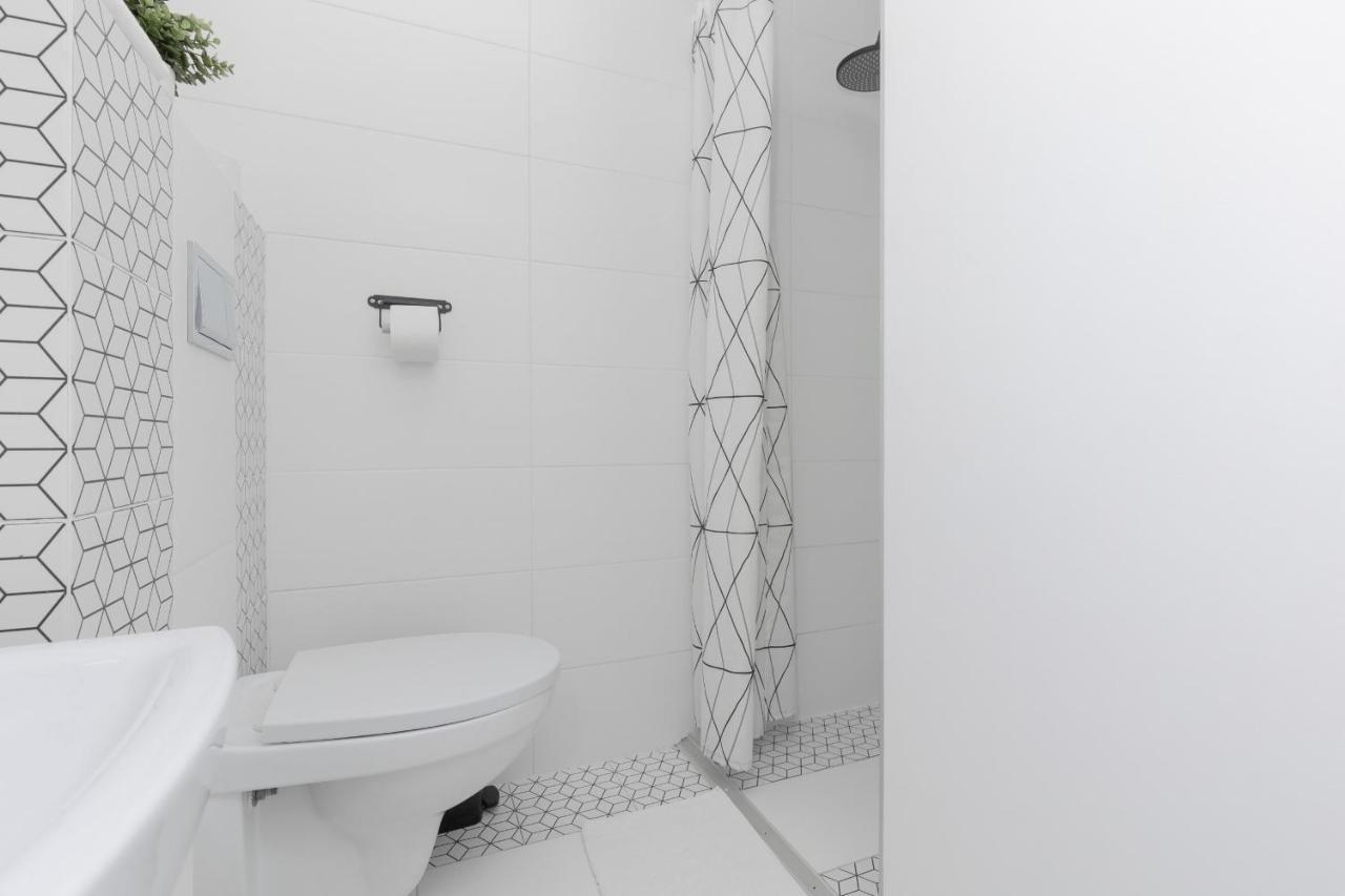 Micro Apartment Near Fort Mokotow By Noclegi Renters Warsawa Bagian luar foto