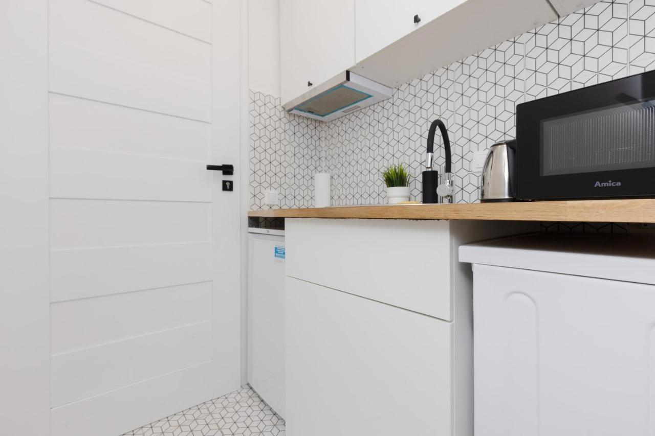 Micro Apartment Near Fort Mokotow By Noclegi Renters Warsawa Bagian luar foto
